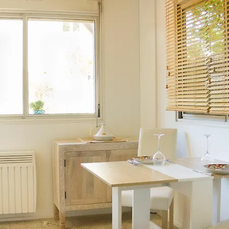 Chalet Un A Caen